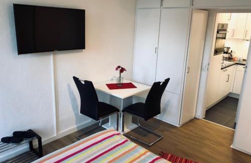 Wolfsburg Apartment | Bungalow am Stadtwald, 24h Check-in