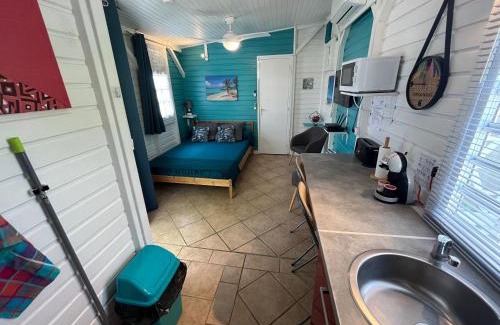 Sainte-Marie Apartment | Bungalow avec piscine