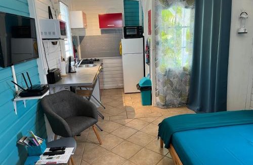 Sainte-Marie Apartment | Bungalow avec piscine