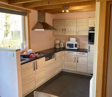 Froidchapelle House | Bungalow