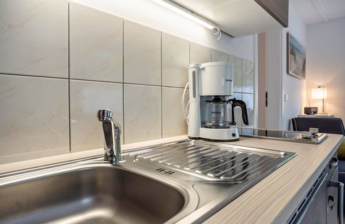 Bakenberg House | Bungalow 'Bungalow Kay, Bgl 4' with Private Terrace and Wi-Fi