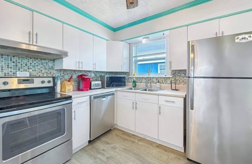 Fort Morgan Pines House | Bungalow by the Beach $400 FREE ACTIVITIES!