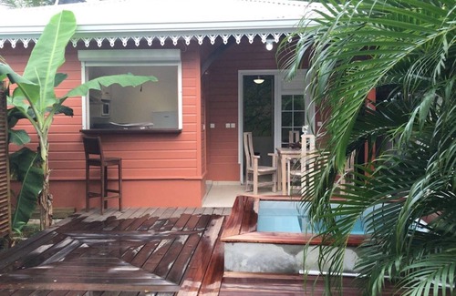 Sainte-Luce House | Bungalow Colibri, 200m from the sea on foot, swimming pool