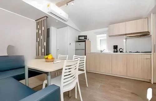 Nans-les-Pins House | Bungalow confortable à Nans-les-Pins avec piscine partagée