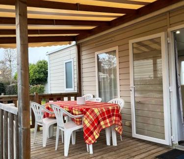 Onzain House | Bungalow confortable à Onzain avec piscine partagée
