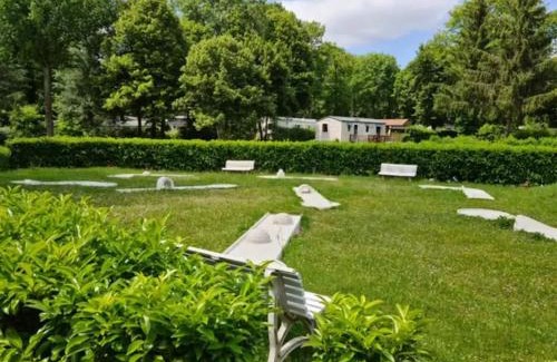 Saint-Cheron House | Bungalow confortable à Saint-Chéron avec piscine
