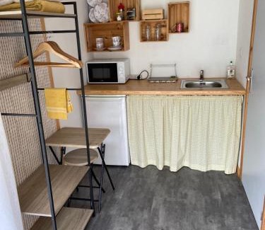 Beaulieu - Montchovet - Marandiniere Apartment | Bungalow dans le jardin