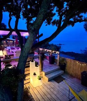 Le Dramont House | BUNGALOW DOMAINE DE L'ILE D'OR