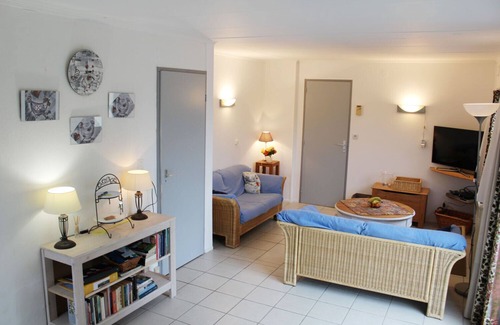 Busserolles House | Bungalow