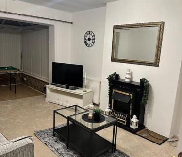 Shipley House | Bungalow house