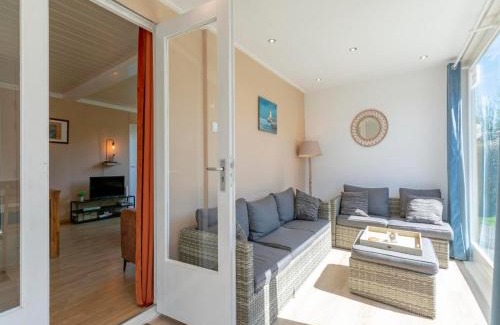 Julianadorp aan zee House | Bungalow in Julianadorp near Sandy Beach