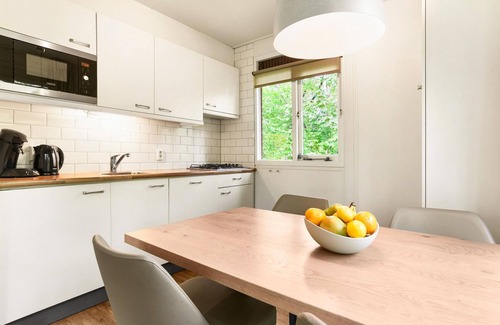 Krachtighuizen House | Bungalow in Putten near Veluwe Forest