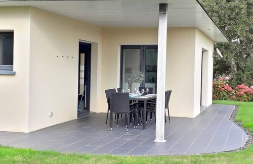 Telgruc-sur-Mer House | Bungalow in Telgrus sur mer near Sandy Beach