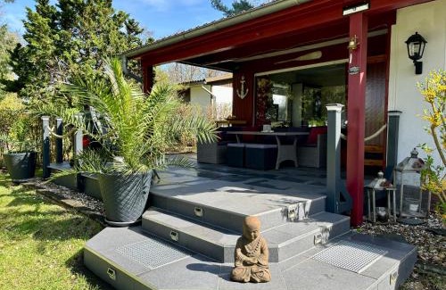 Jessern House | Bungalow-Jessern Ferienhaus im Grünen mit Seeblick