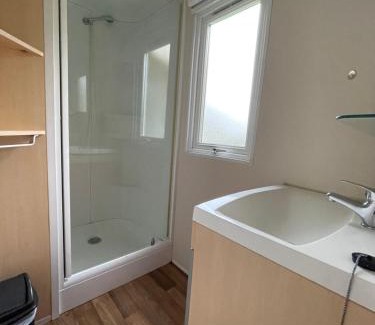 Boofzheim House | Bungalow N52 - 6 personnes au calme - Camping Le Ried Boofzheim