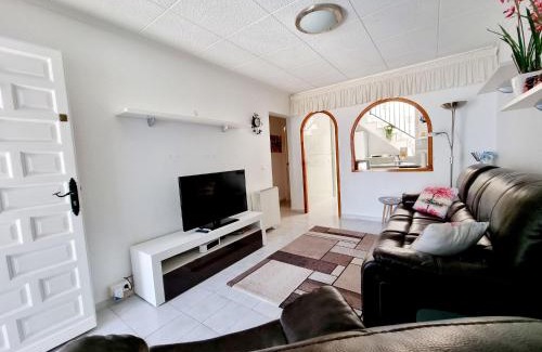 San Luis House | Bungalow near the Salt Lakes of Torrevieja and La Mata and their beaches