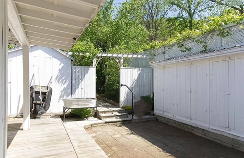Madison House | Bungalow on Main!
