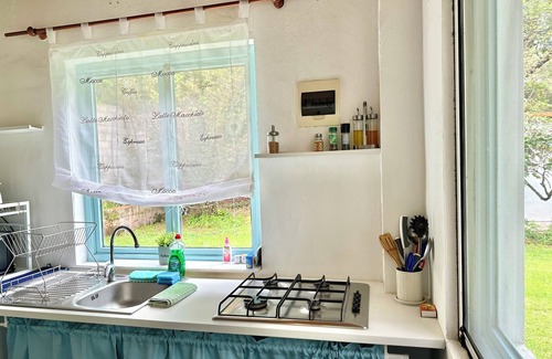 Betera House | Bungalow Privado en Finca Ecológica a Solo 30 Minutos de Valencia y Playas