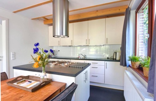 Rekem House | Bungalow Rich