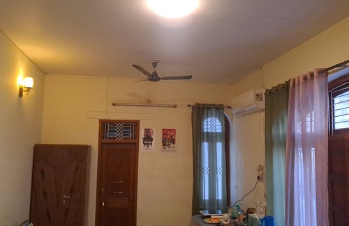 Allahabad House | Bungalow stay in the heart of city