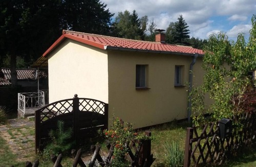 Godendorf House | Bungalow surrounded by lakes and forests for rent!