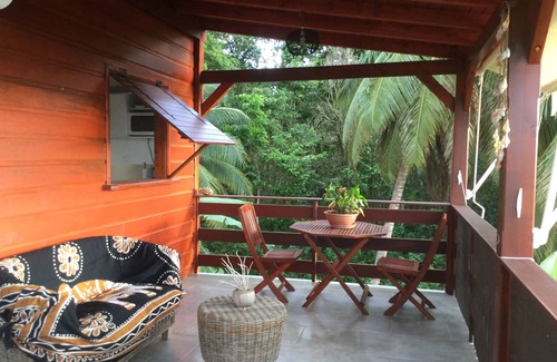 Deshaies House | Bungalow "Tito" sea view