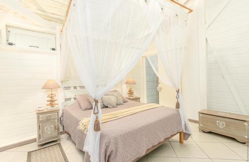 Les Jalna Apartment | Bungalow Vanille Pacane - Vue Mer avec Spa Privé