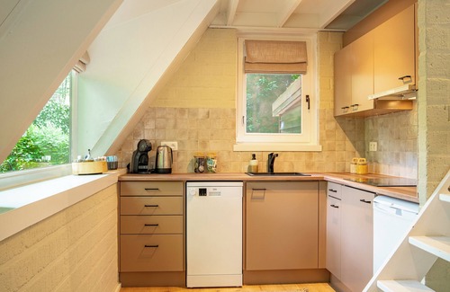 Rekem House | Bungalow with garden and pellet stove