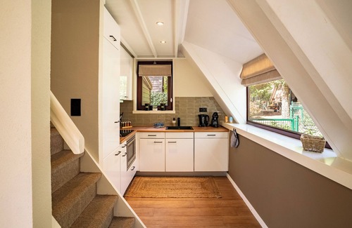Rekem House | Bungalow with private outdoor sauna and stove