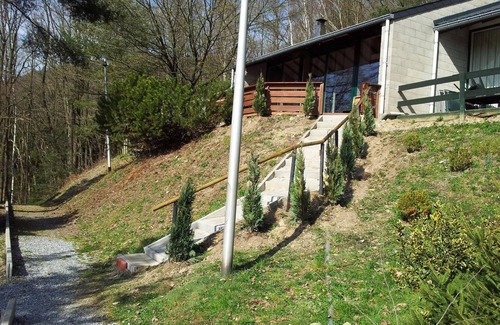 Coo House | Bungalow With View Near Coo