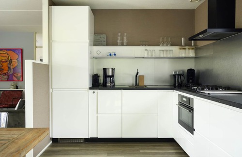 Eernewoude House | Bungalowpark It Wiid by Interhome