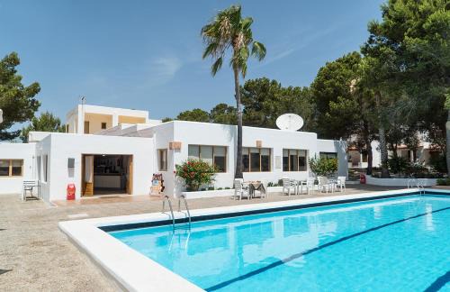 Formentera Hotel | Bungalows Es Pins - Emar Hotels