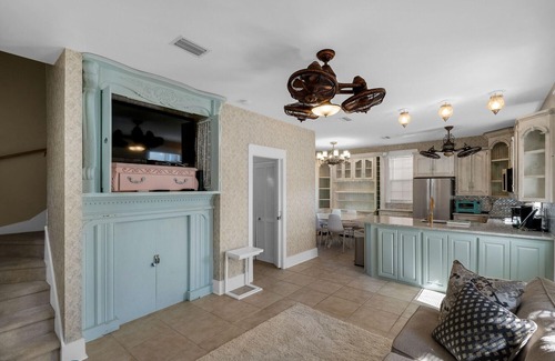 Seagrove Beach House | BUNGALOWS @ SEAGROVE! COMMUNITY POOL! CLOSE TO THE BEACH!
