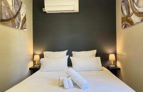 Les Hattes House | Bungaluxe Jealya - Terrasse et Parking