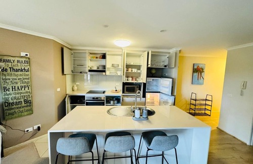 Belconnen Apartment | Bunk bed, per person per night, access to the Lake Ginninderra