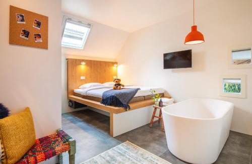 Gentiaanbuurt Hotel | Bunk Hotel Amsterdam