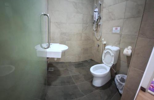 Taman Liong Seng Apartment | Bunny Homestay 408 @ Roxy Apartment Kuching