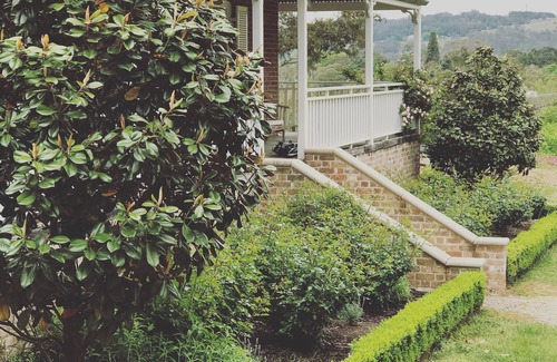 Bowral House | Bunya House, circa 1890, walk to Bowral