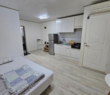 Seokchon-dong Apartment | Bunyoung House