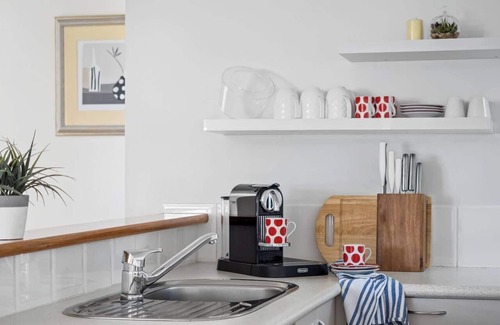 Quindalup House | Buone Vacanze Alfresco Living and Coastal Adventures