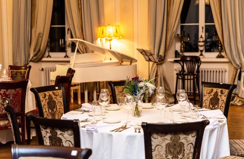Bicionys Hotel | Burbiskio dvaras