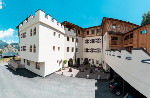 Ladis Apartment | Burg1990