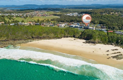 Forster Apartment | Burgess Beach 1