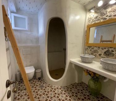 Naxos Hotel | BURGOS BARRIO