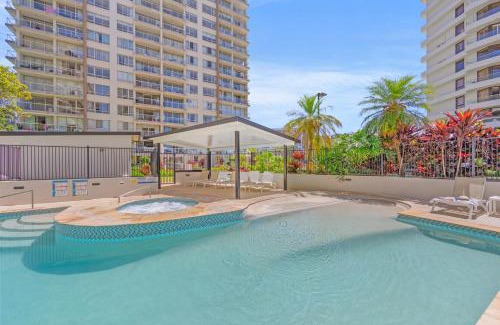 Burleigh Heads Apartment | Burleigh Beach Tower