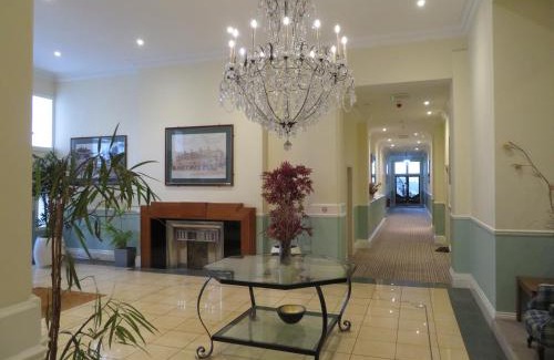 Boscombe Apartment | Burlington Mansions