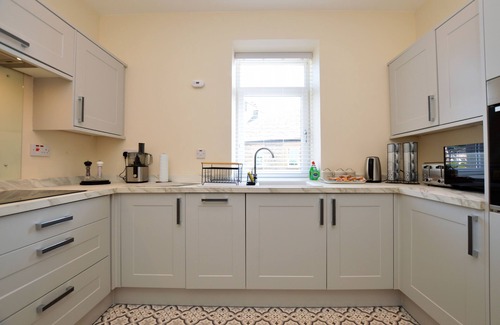 Tighnabruaich Apartment | Burnside is luxury 3 bedroom apartment, sleeps 6, pet friendly