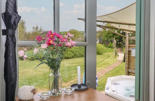 Swimbridge House | Burr 2 Shepherds Hut