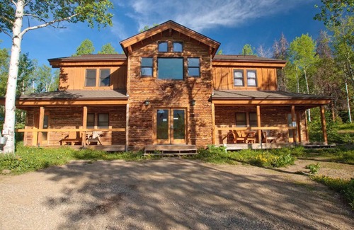 Clark Cabin | Burton Cabin - Secluded Rustic Charm