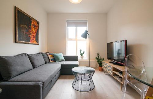 Didsbury Apartment | Burton House Boutique Flat